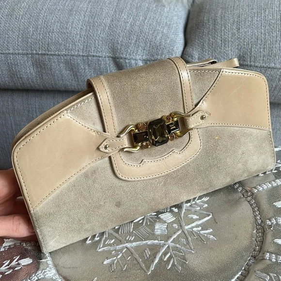 Giuseppe’s Zotti vintage beige green jeweled suede clutch - Picture 3 of 11